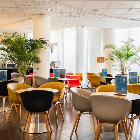 Novotel Centre Euromed Hotel