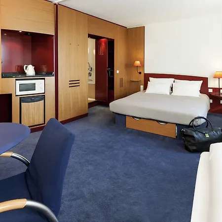Novotel Centre Euromed Hotel